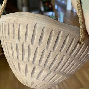 Jungalow Accents - Hanging Tan Planter Jungalow Accents - Hanging Tan Planter